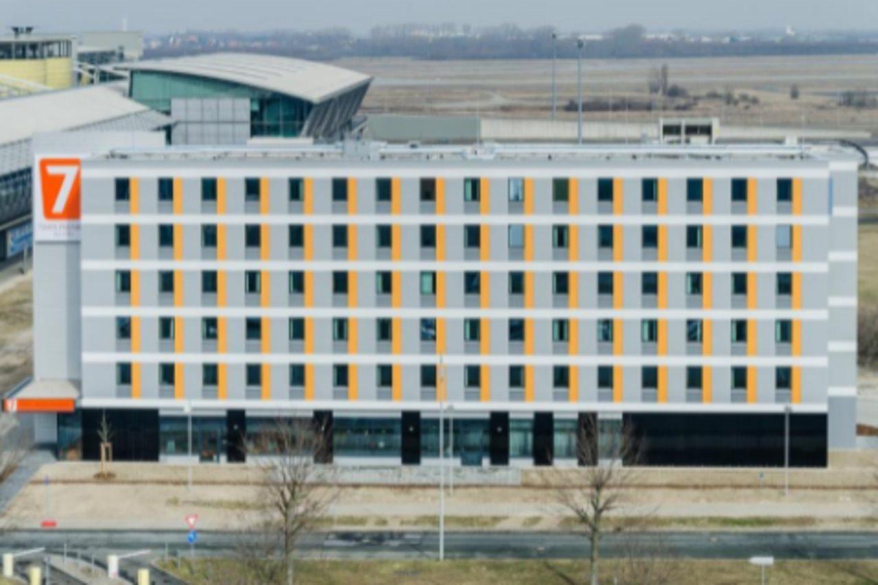 Campanile Leipzig Halle Airport Schkeuditz Esterno foto